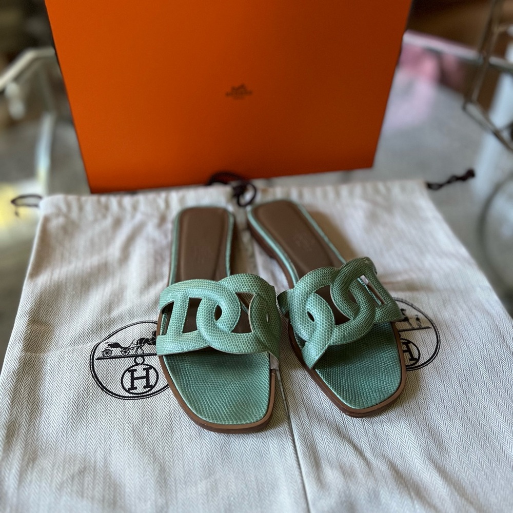 Hermes Omaha Lizard flats sandals size 36